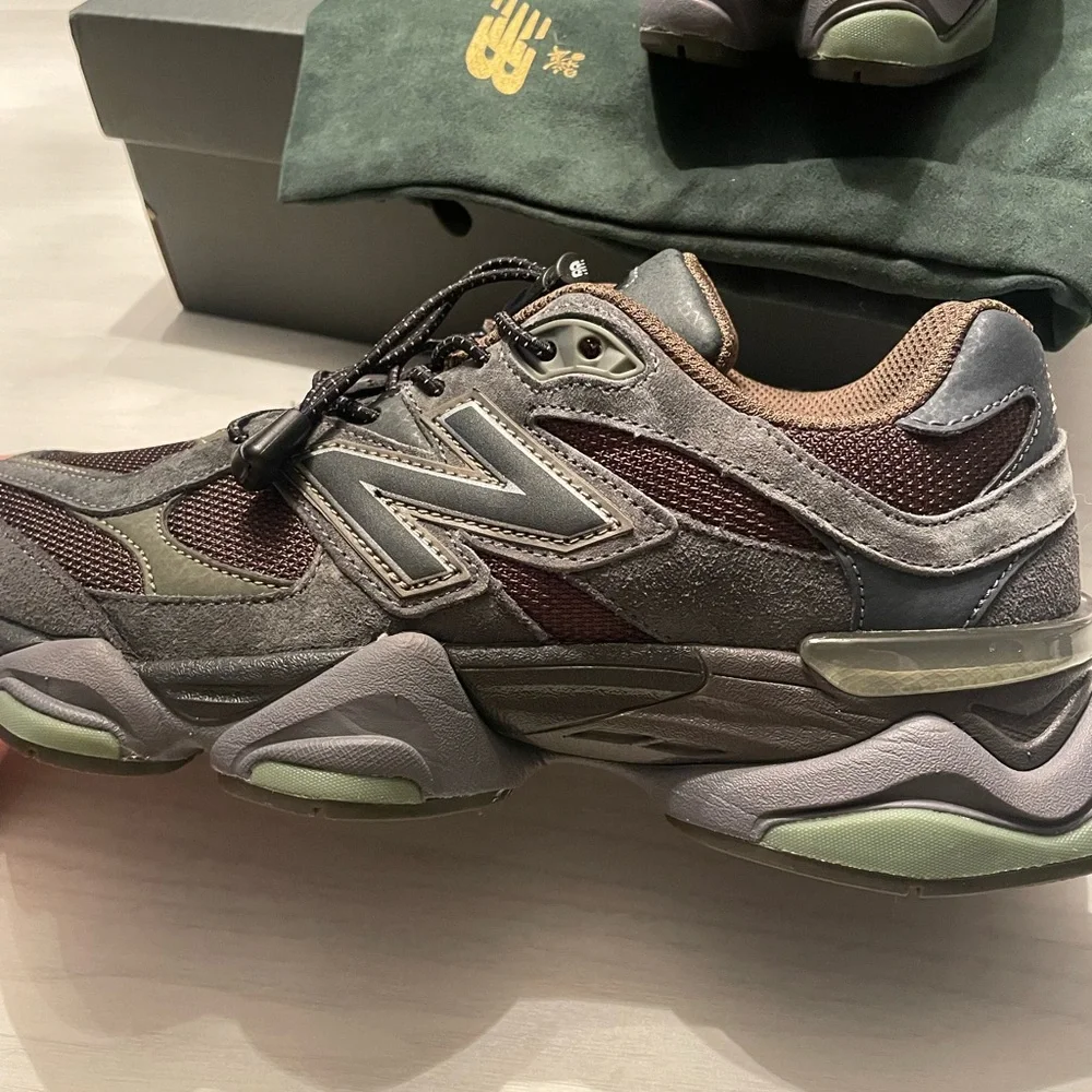 New Balance Men’s 9060 Dark Moss Sneakers - Picture 10 of 16